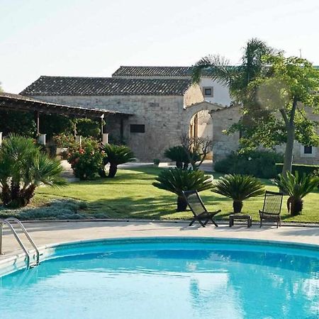 Torre Dantona Country Suites Pozzallo Exterior foto